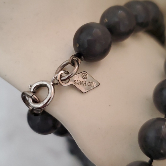 SARAH COVENTRY•Dark gray acrylic beads• - Picture 2 of 12